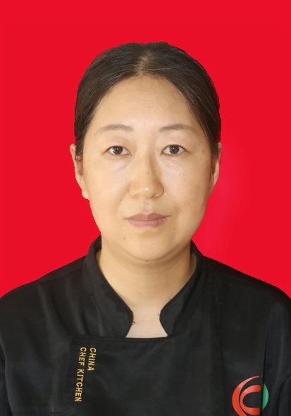 最美餐服董秋红.jpg