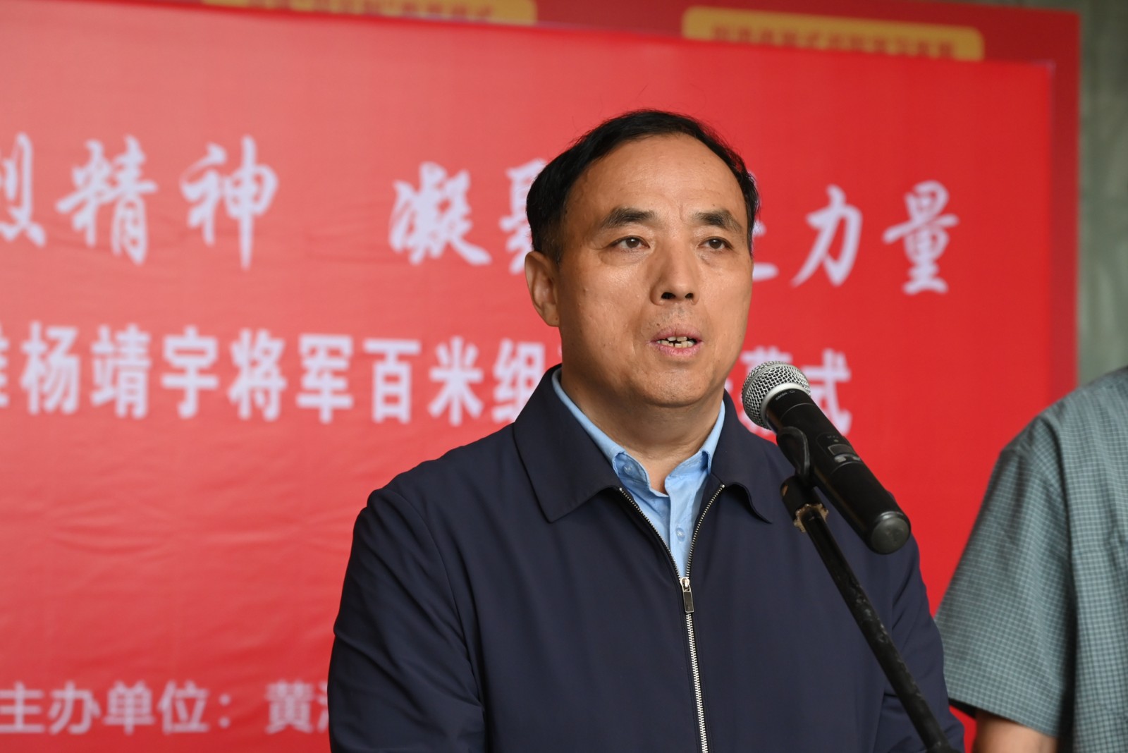f89f0706c480f8c1.jpg