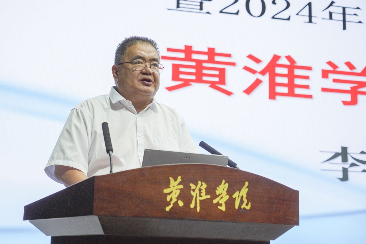 dce09cbd2082d463.jpg