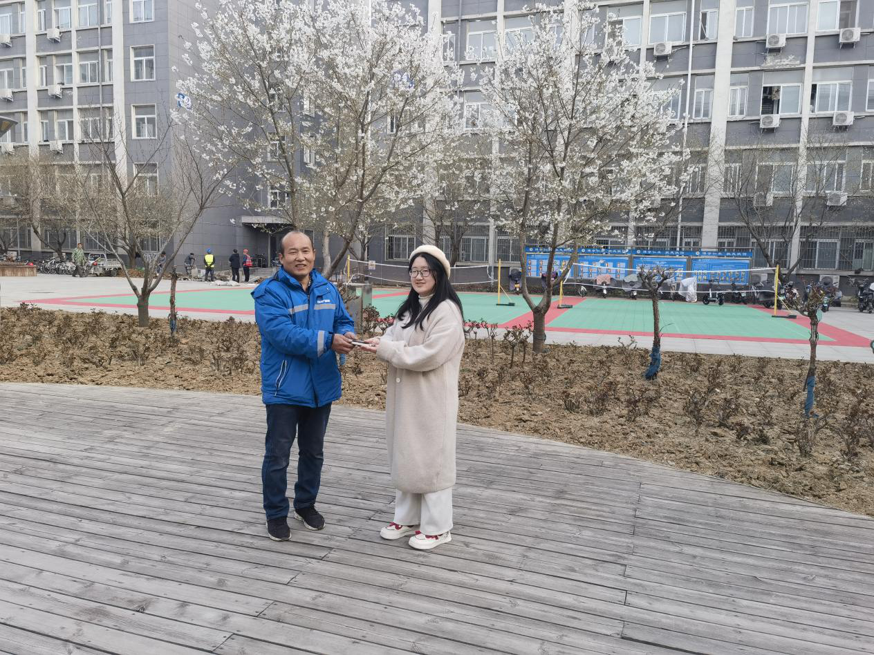 春风化雨润桃李，校园员工拾金不昧暖人心.png