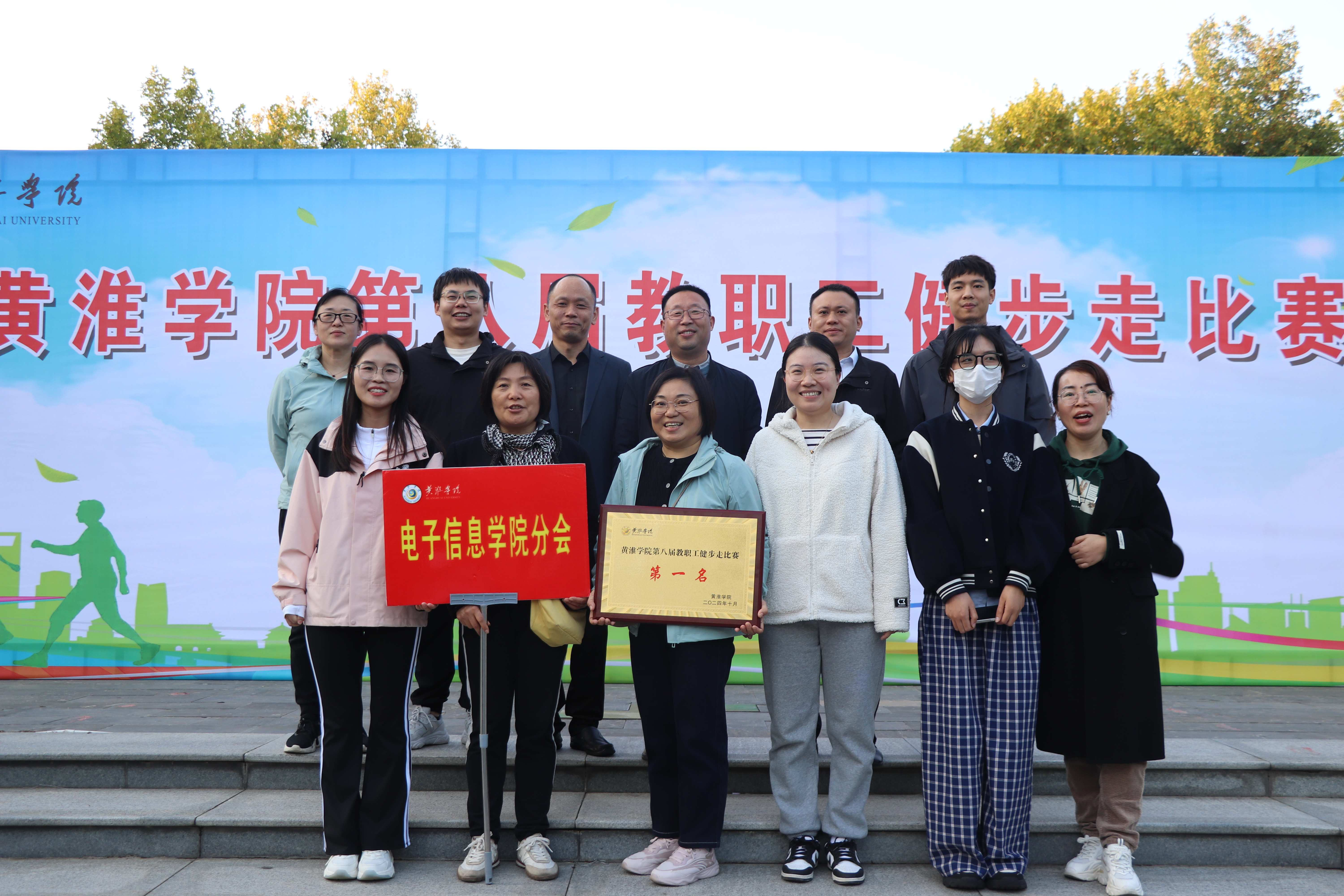 ebe3bbcb69a6a1fd8dc15ebdb57e63e.jpg