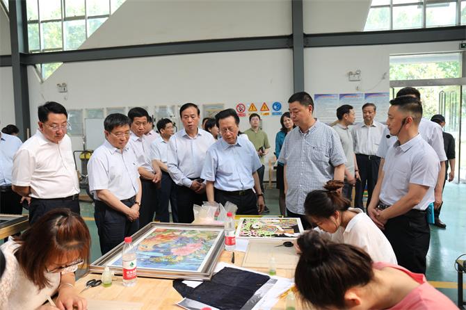http://www.huanghuai.edu.cn/ewebeditor/uploadfile/20180517/20180517132812473004.jpg
