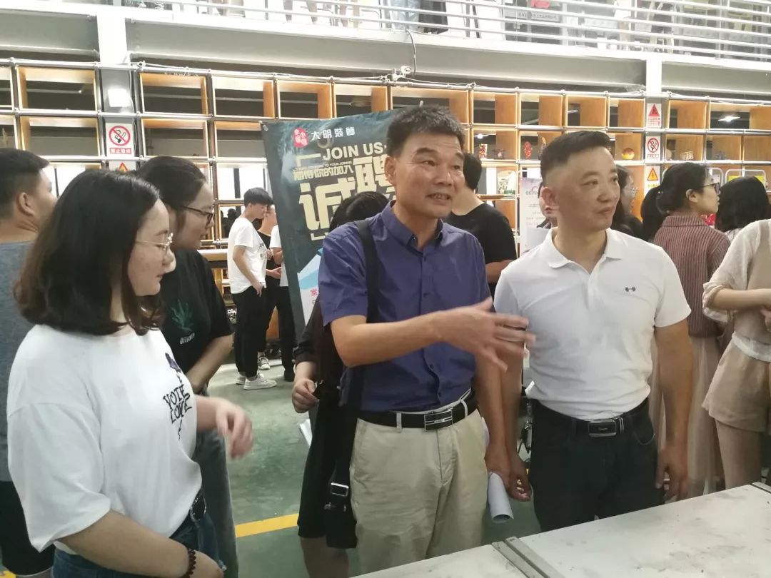 https://mmbiz.qpic.cn/mmbiz_jpg/l0sh3AKt8cBta6CciaHEiawn9SbSblXkf0DGWyyMn8lklhet8prcw8HKrLuEc0QtvsVIjicV9YWBphFrIFbt1Meww/640?wx_fmt=jpeg&wxfrom=5&wx_lazy=1