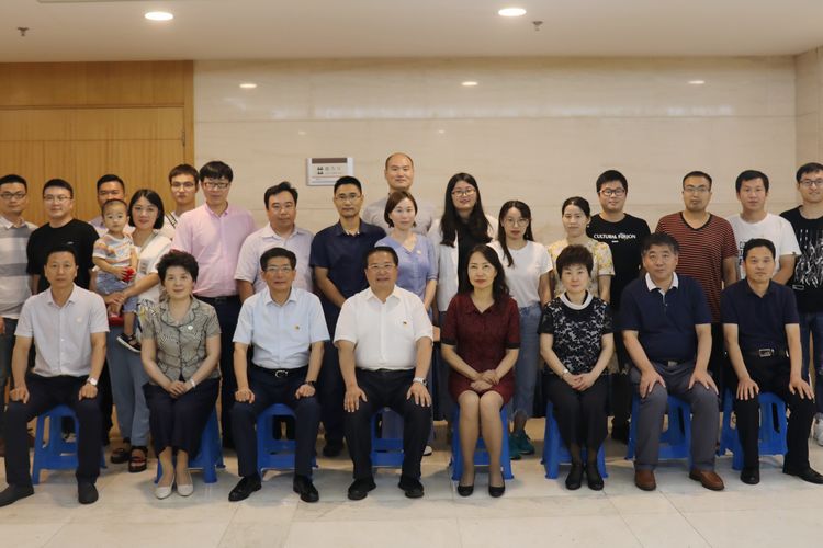 说明: http://www.huanghuai.edu.cn/ewebeditor/uploadfile/images/20190823/20190823144503018003.jpg