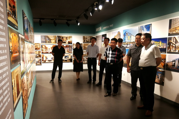 说明: http://www.huanghuai.edu.cn/ewebeditor/uploadfile/images/20190804/20190804190215961002.jpg